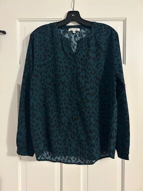 Teal Leopard-Print Button-Front Blouse, size medium, perfect condition